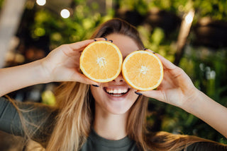 Vitamina C para el cabello: ¿Cuáles son sus beneficios y cómo utilizarla?